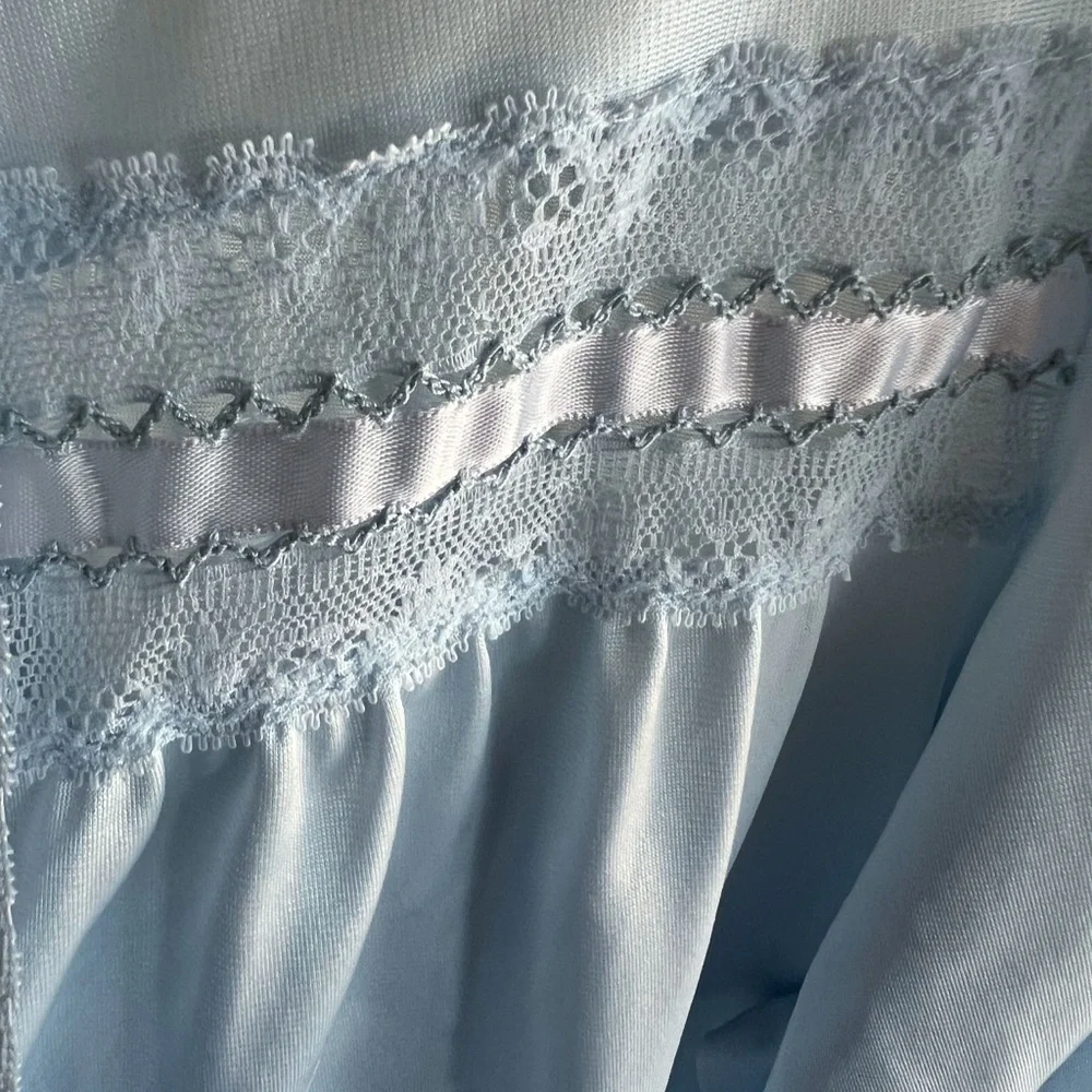 Miss Elaine Vintage 80’s Peignoir Robe Ribbon Lace Long Sleeve Blue S